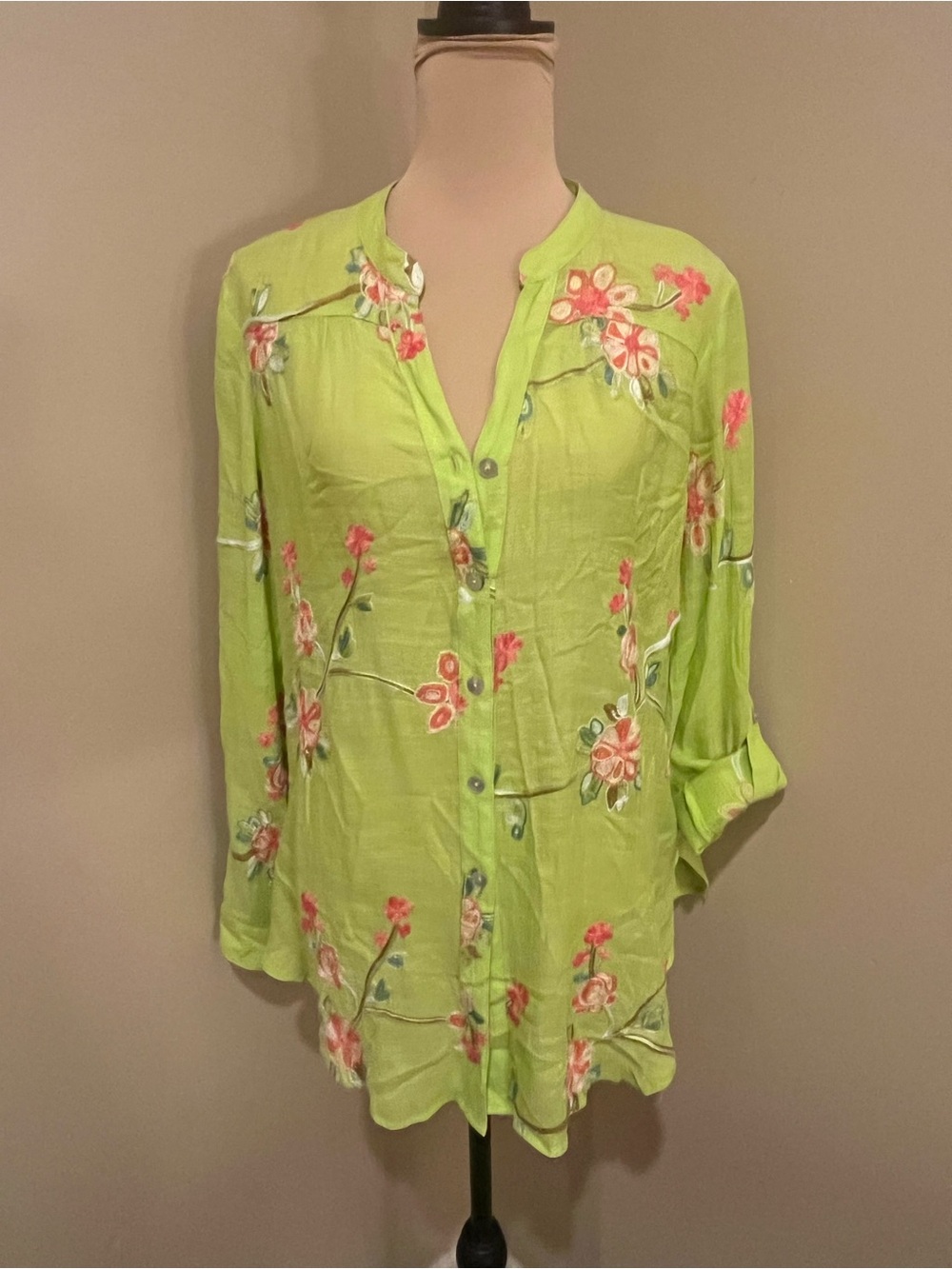 fig and flower Sheer Lime Green Floral Embroidered Button Down, size XL